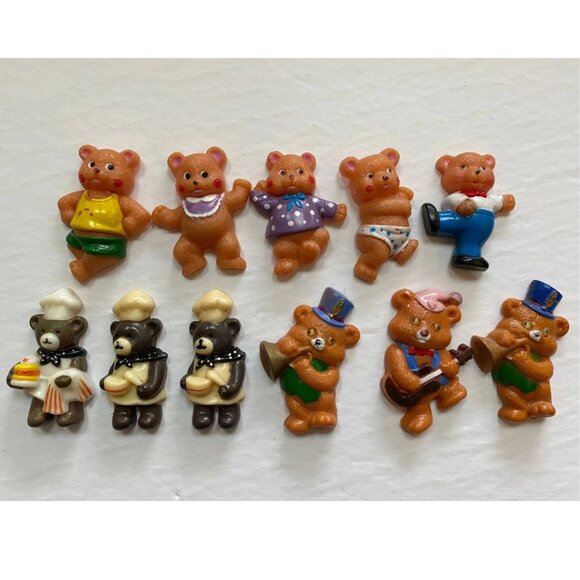 1980s Bear Fridge Magnets Plastic Retro Home Decor - Picture 1 of 2